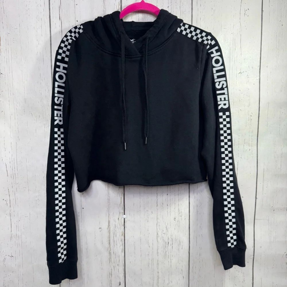 Hollister Black Cropped Hoodie Checkered Sleeve Logo Graphic Streetwear Y2K